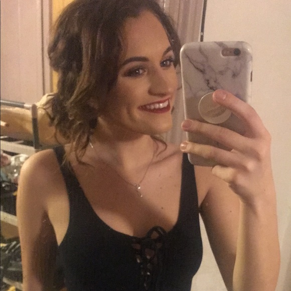 Meet your Posher, Giuliana - Picture 2 of 2